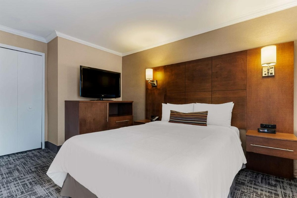 Room image 2