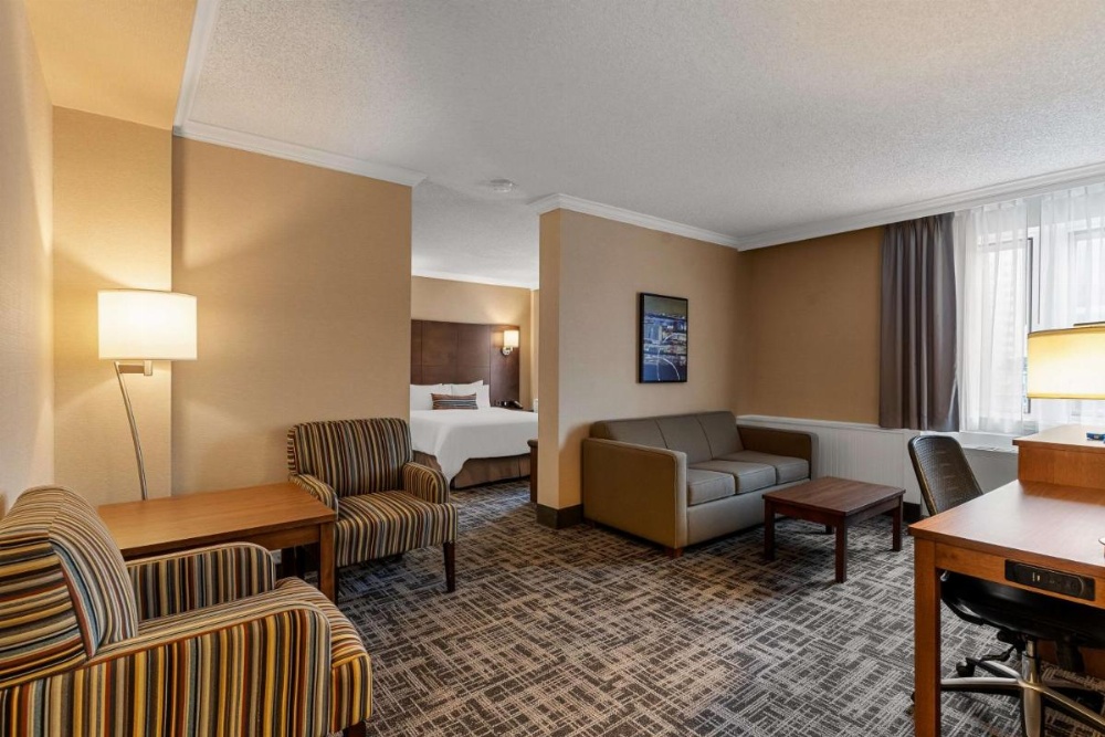Queen Suite