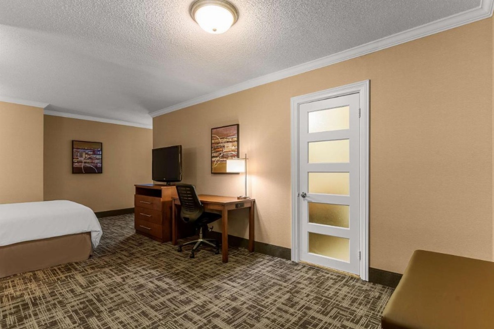 Room image 2